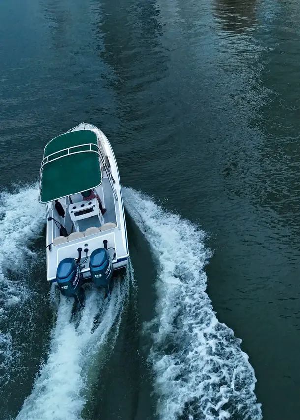 Bote Kristal - alquiler de lancha en Cartagena